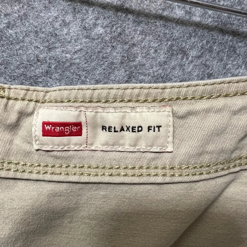 Wrangler Relaxed Fit Cargo Shorts Mens 46 Tan Cotton‎ Blend Utility